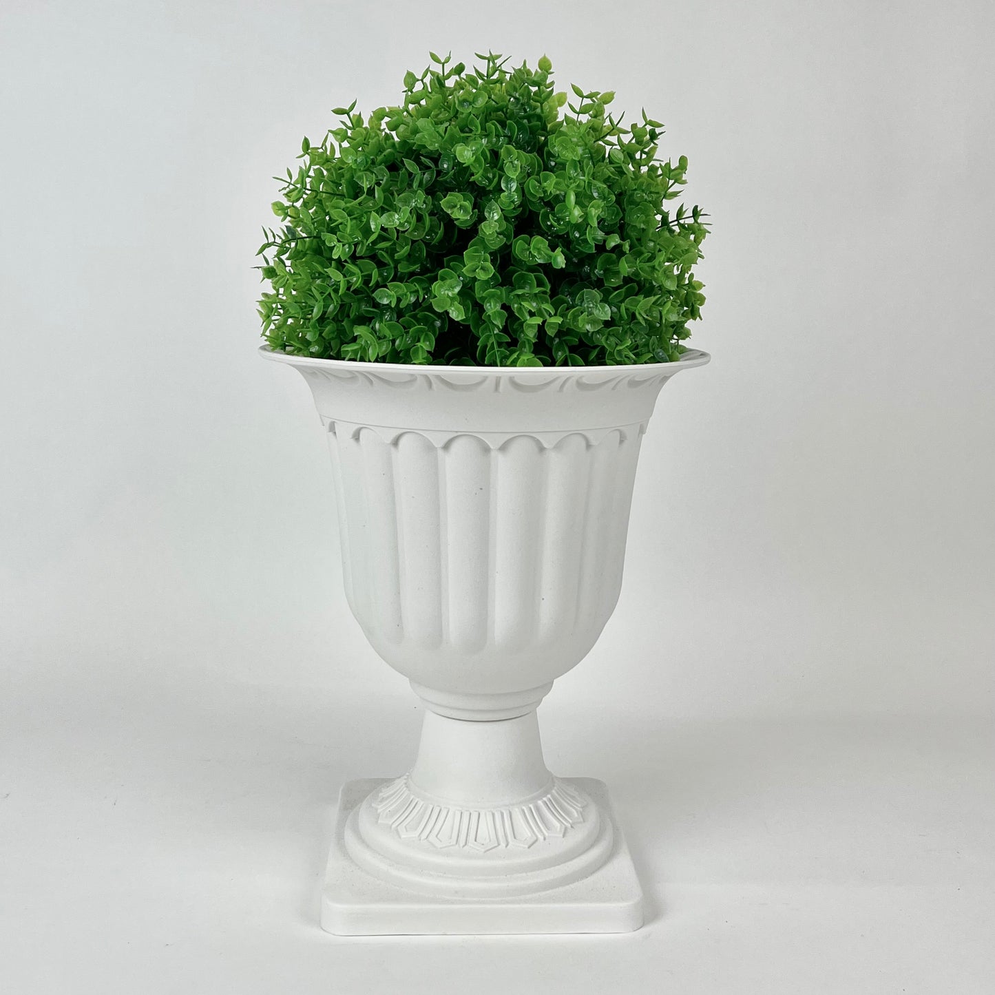 White pot (2921-2926)